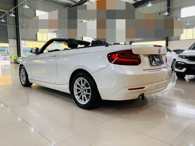 武汉16年宝马2系1