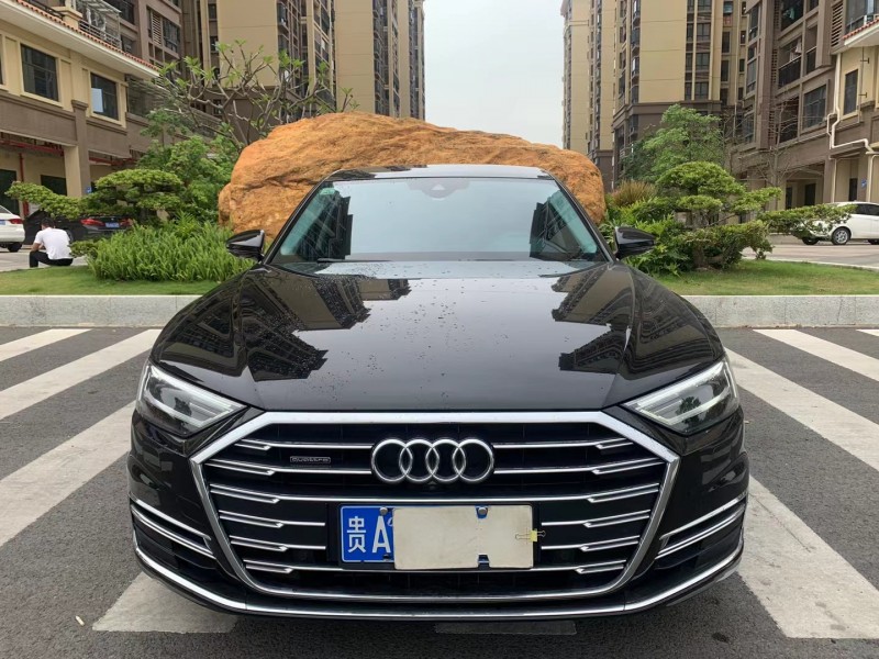 广州18年奥迪A8L1