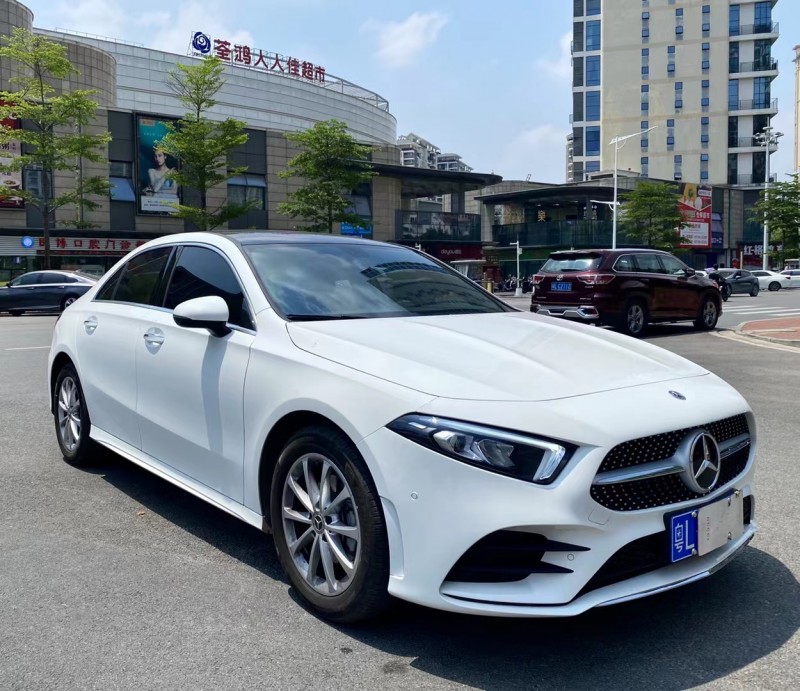 广州21年奔驰A8
