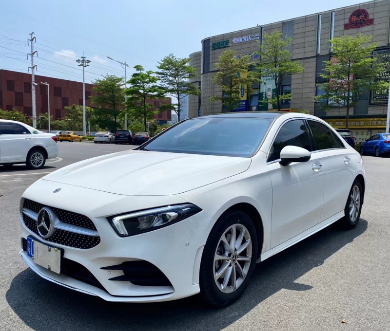 广州21年奔驰A7