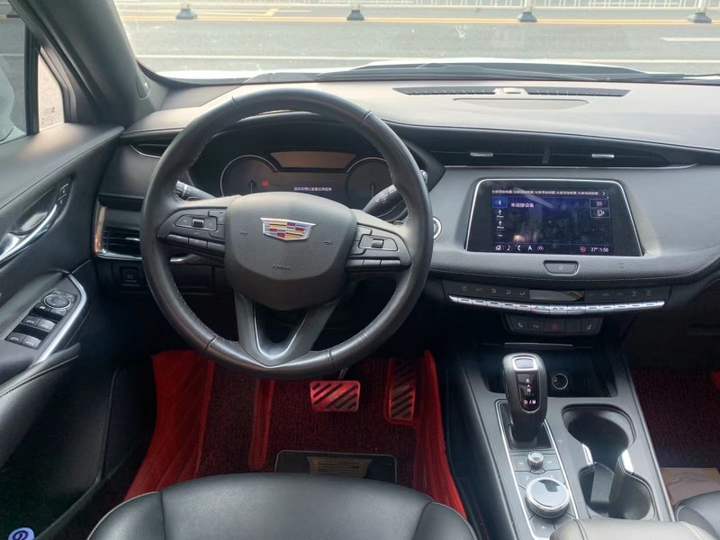 广州19年凯迪拉克XT43