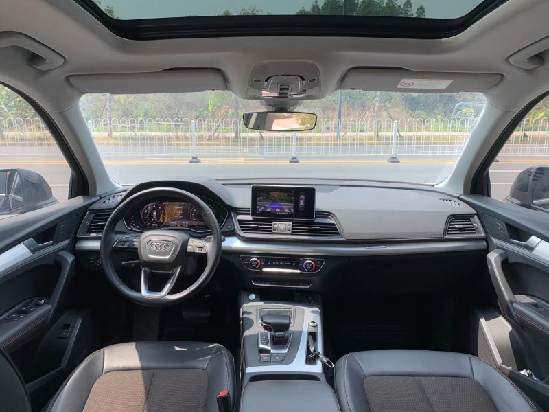 广州19年奥迪Q58