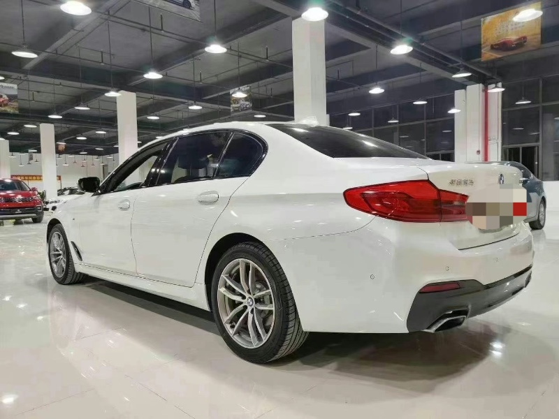 佛山19年宝马5系1
