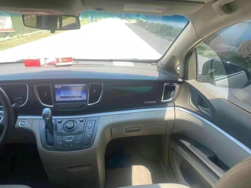 枣庄13年别克GL86