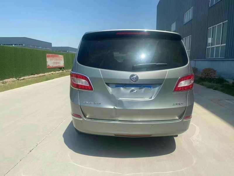 枣庄13年别克GL81