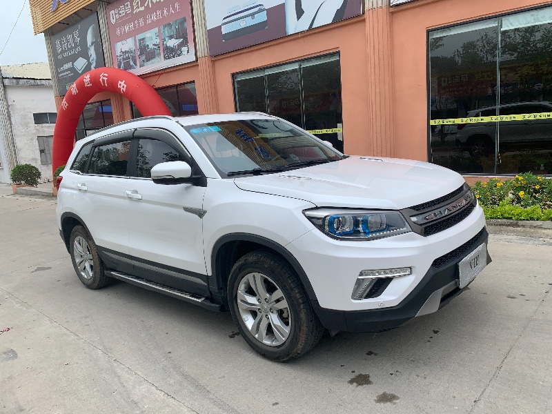 陽江17年長安汽車CS755