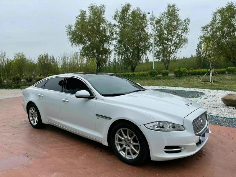 萊蕪13年捷豹XJ8