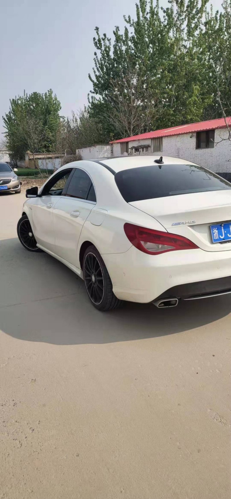邢台16年奔驰CLA1