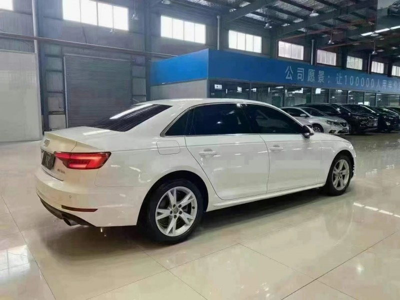 武汉17年奥迪A4L2