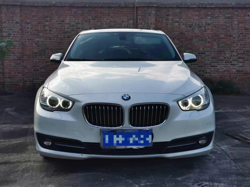 成都17年宝马5系GT1