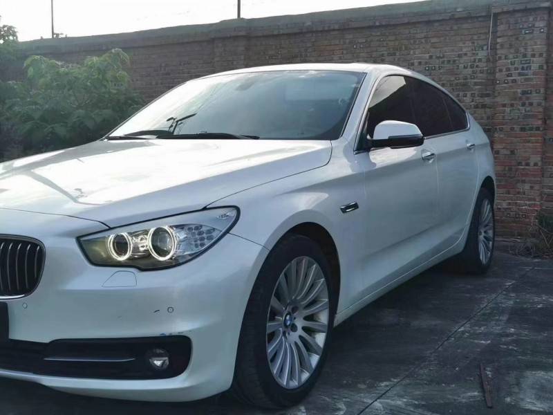 成都17年宝马5系GT3