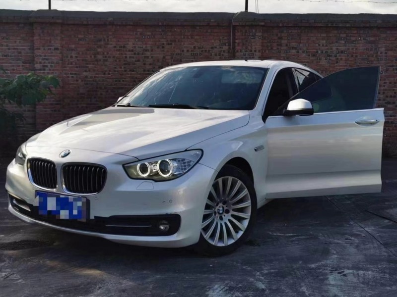 成都17年宝马5系GT5