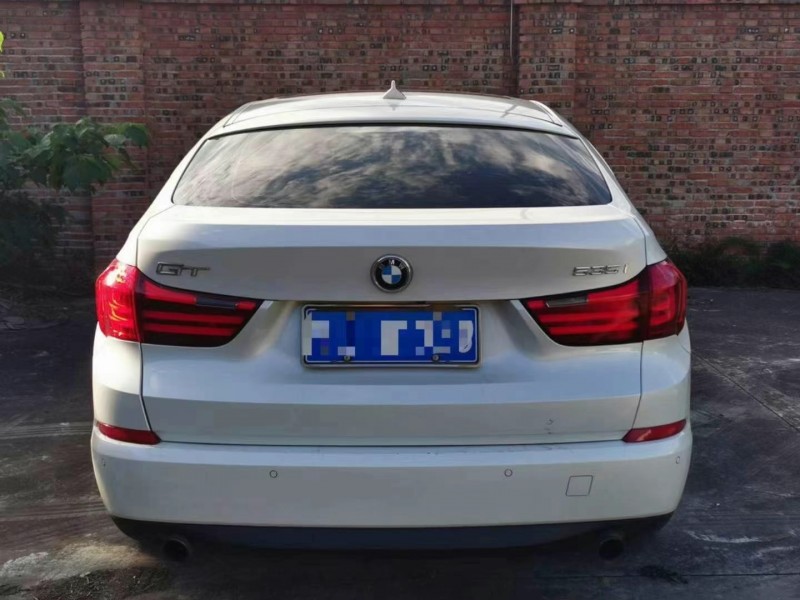 成都17年宝马5系GT9