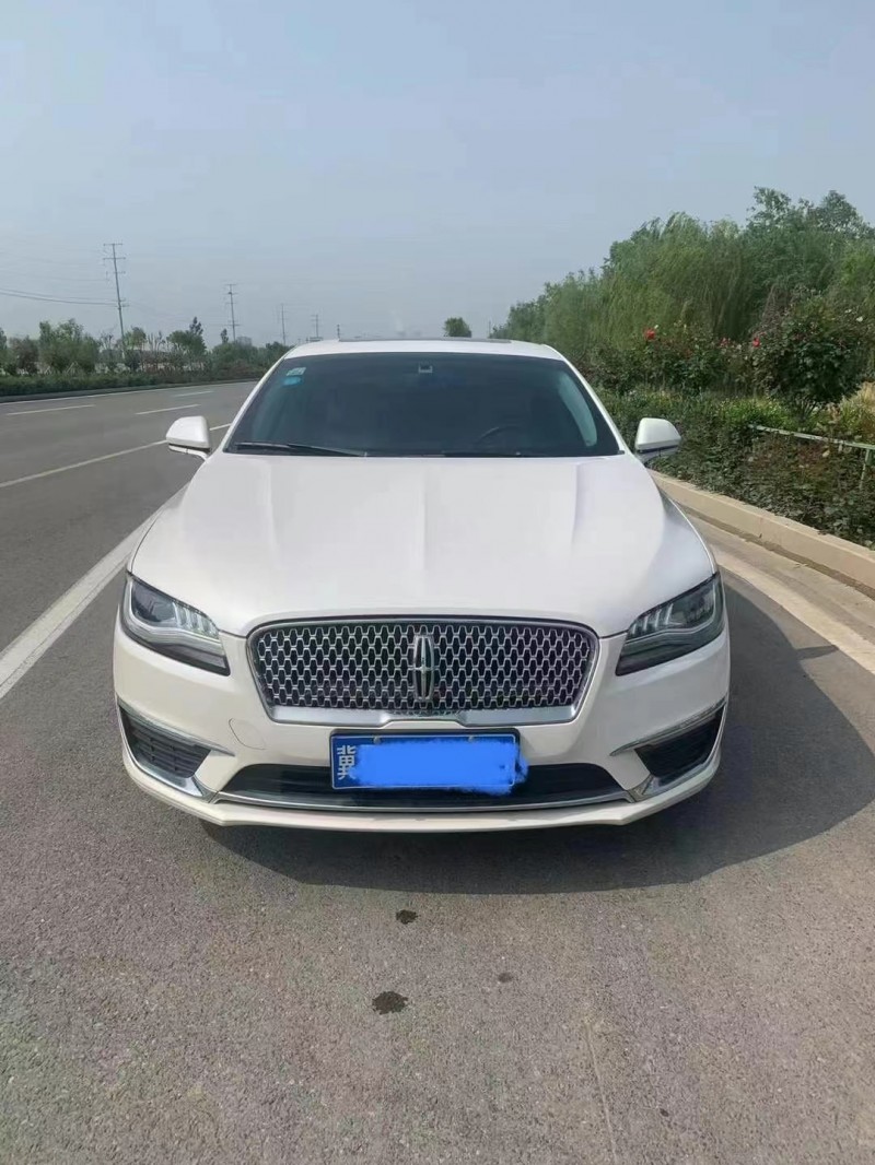 邯鄲16年林肯MKZ9