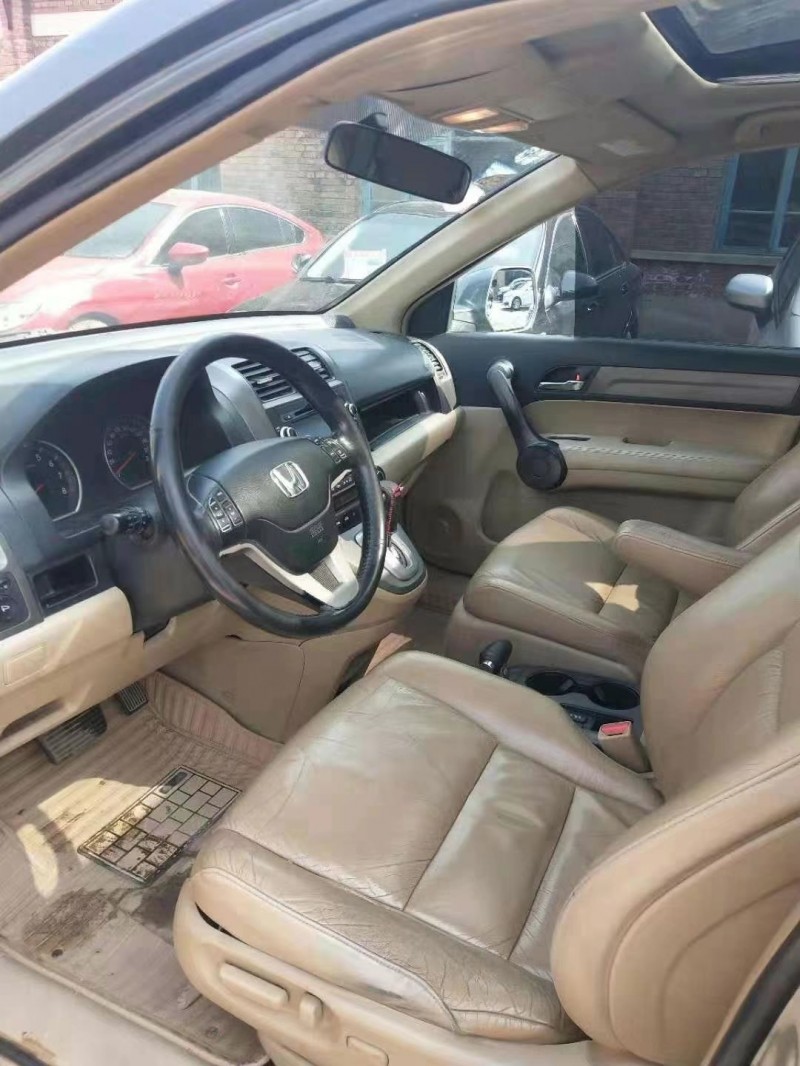 保定10年本田CR-V2