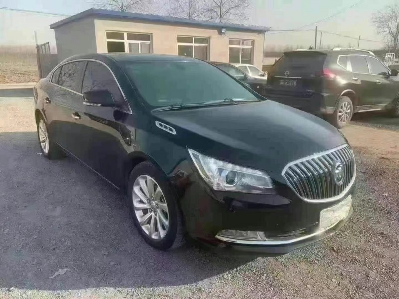 保定15年别克君越2