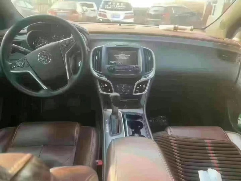 保定15年别克君越7