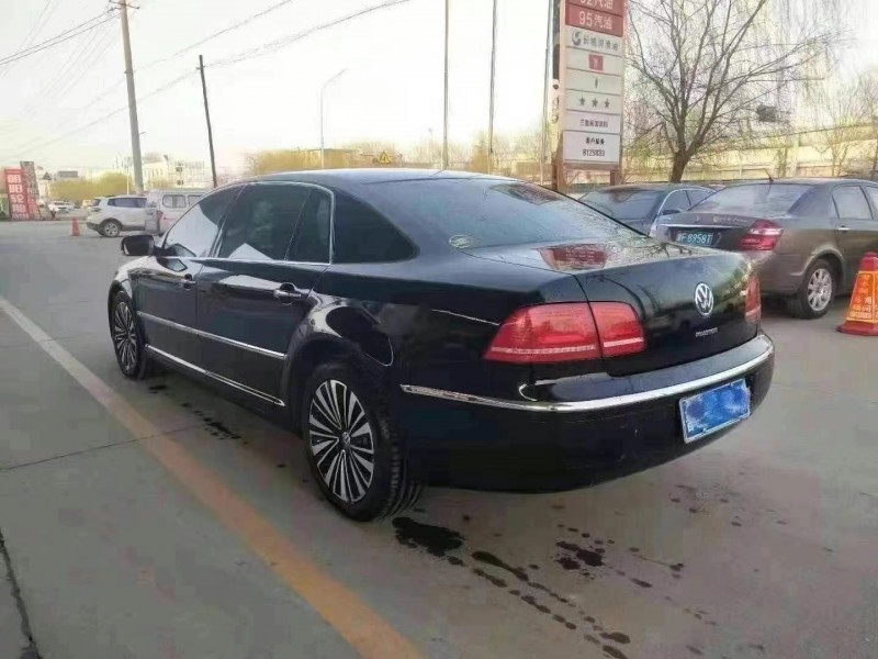 保定11年大众辉腾7