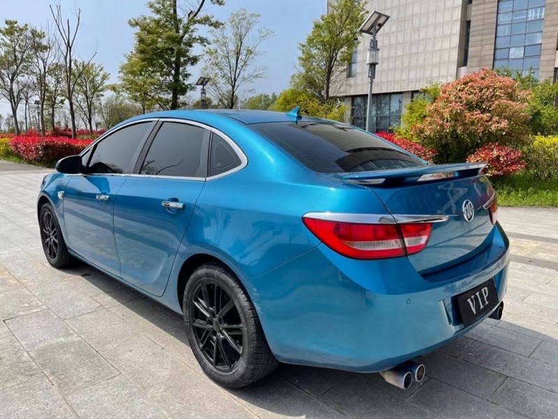 盐城11年别克英朗9