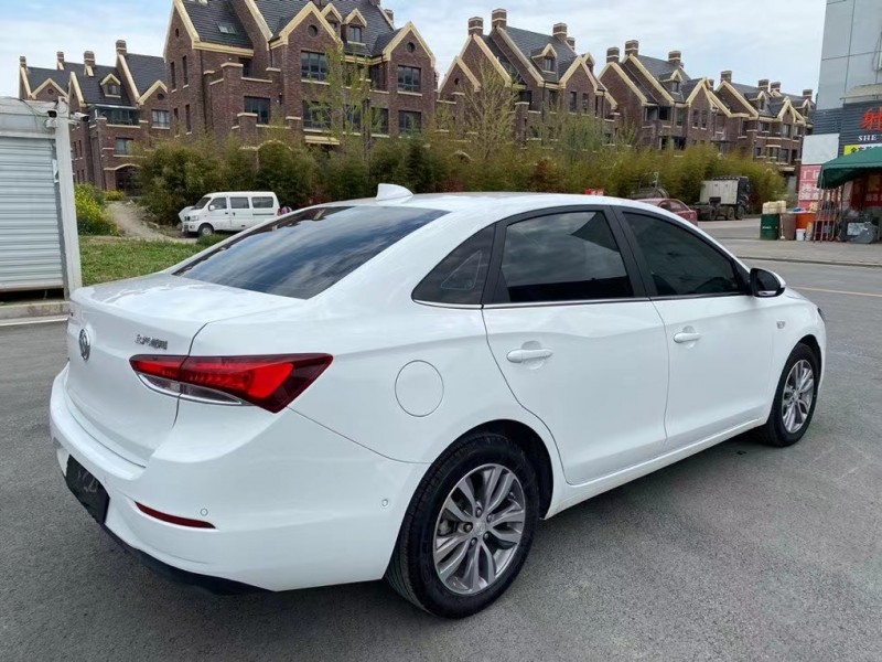 盐城19年别克英朗4