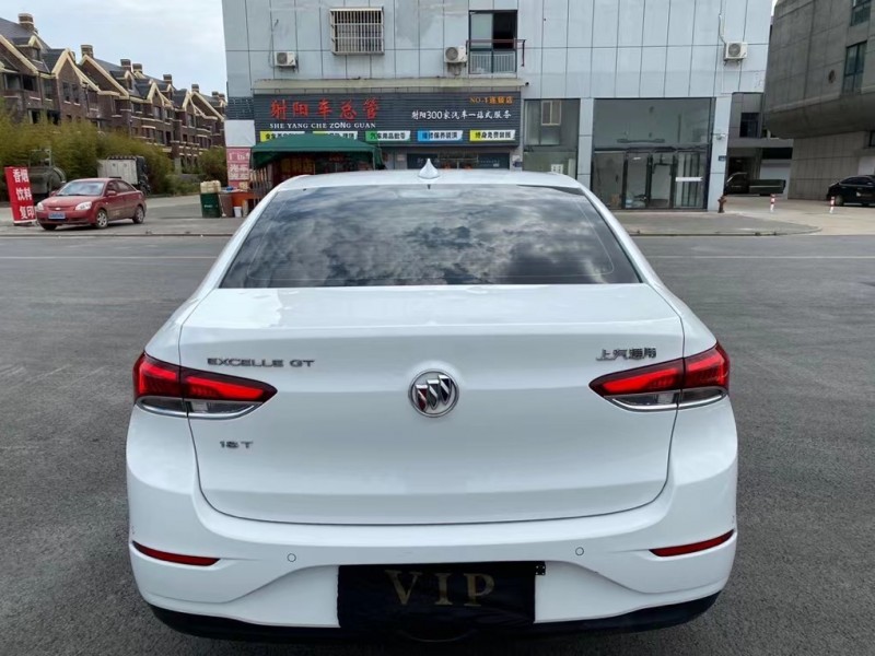 盐城19年别克英朗9