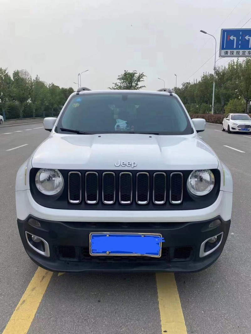 安慶17年Jeep自由俠1