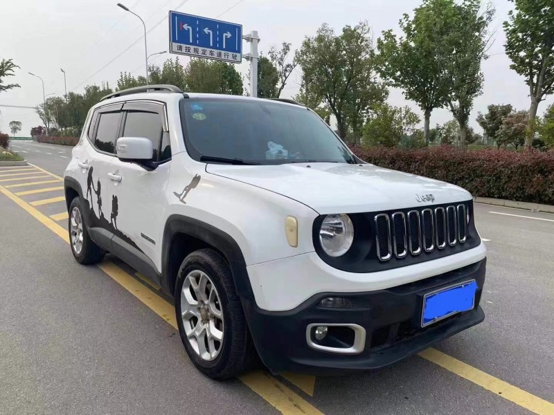 安慶17年Jeep自由俠3