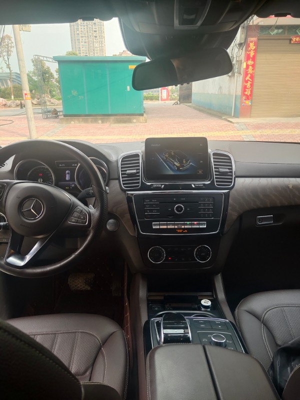 邵阳17年奔驰GLE1