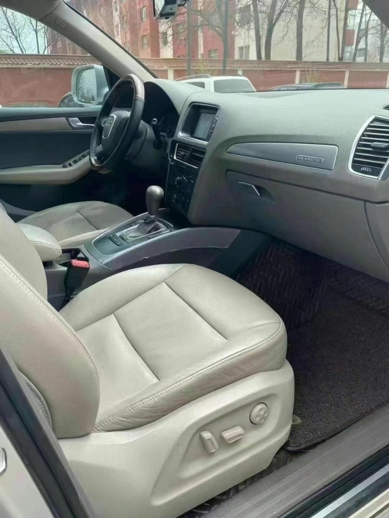 江门13年奥迪Q56