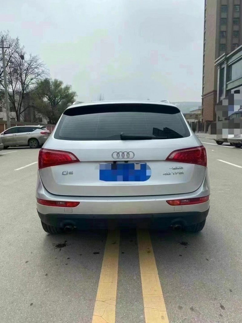 江门13年奥迪Q59