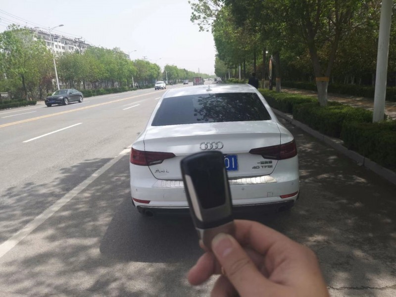 潍坊18年奥迪A4L3