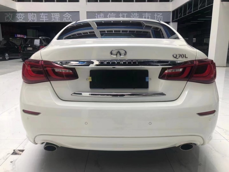 合肥17年英菲尼迪Q707