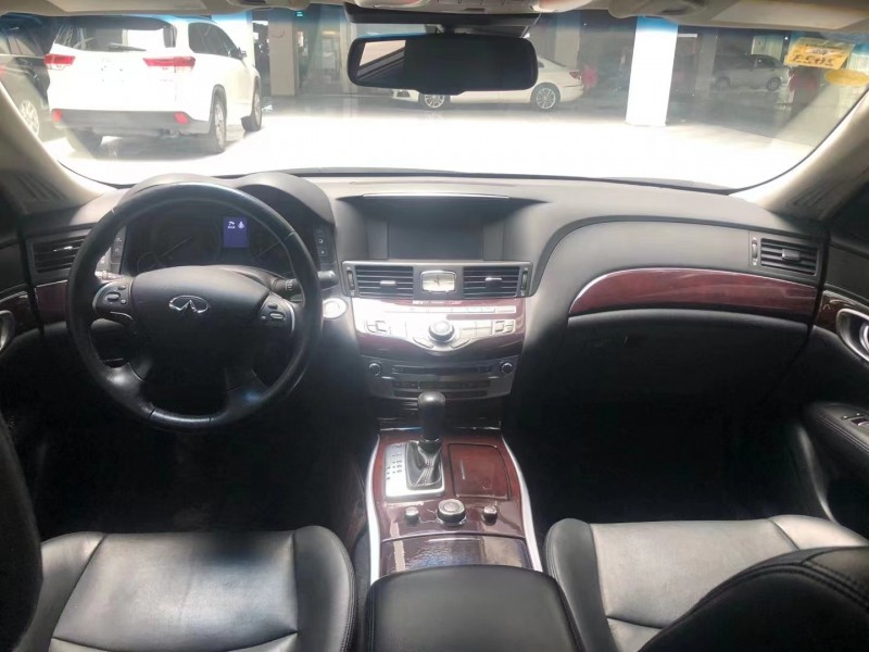 合肥17年英菲尼迪Q701