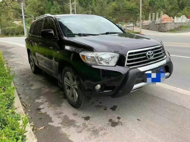 武汉10年丰田汉兰达7