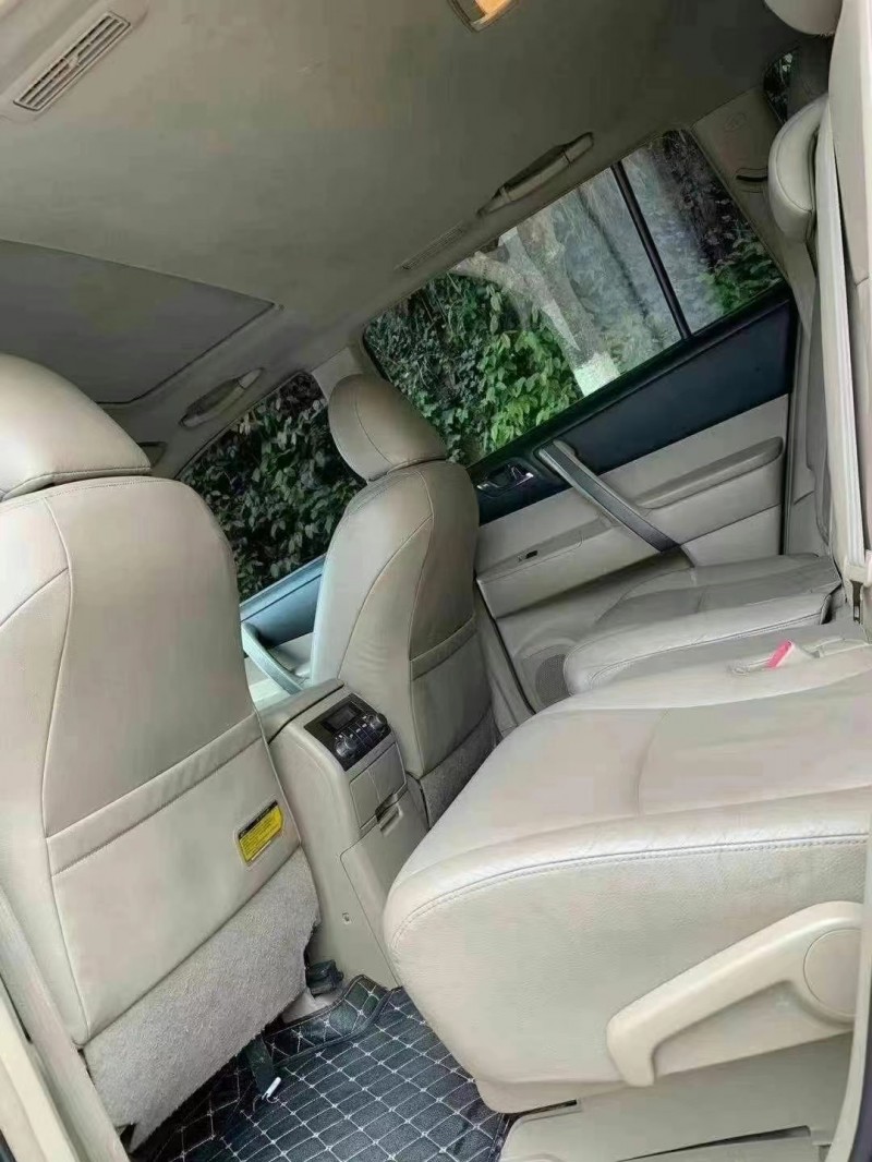 武汉10年丰田汉兰达5