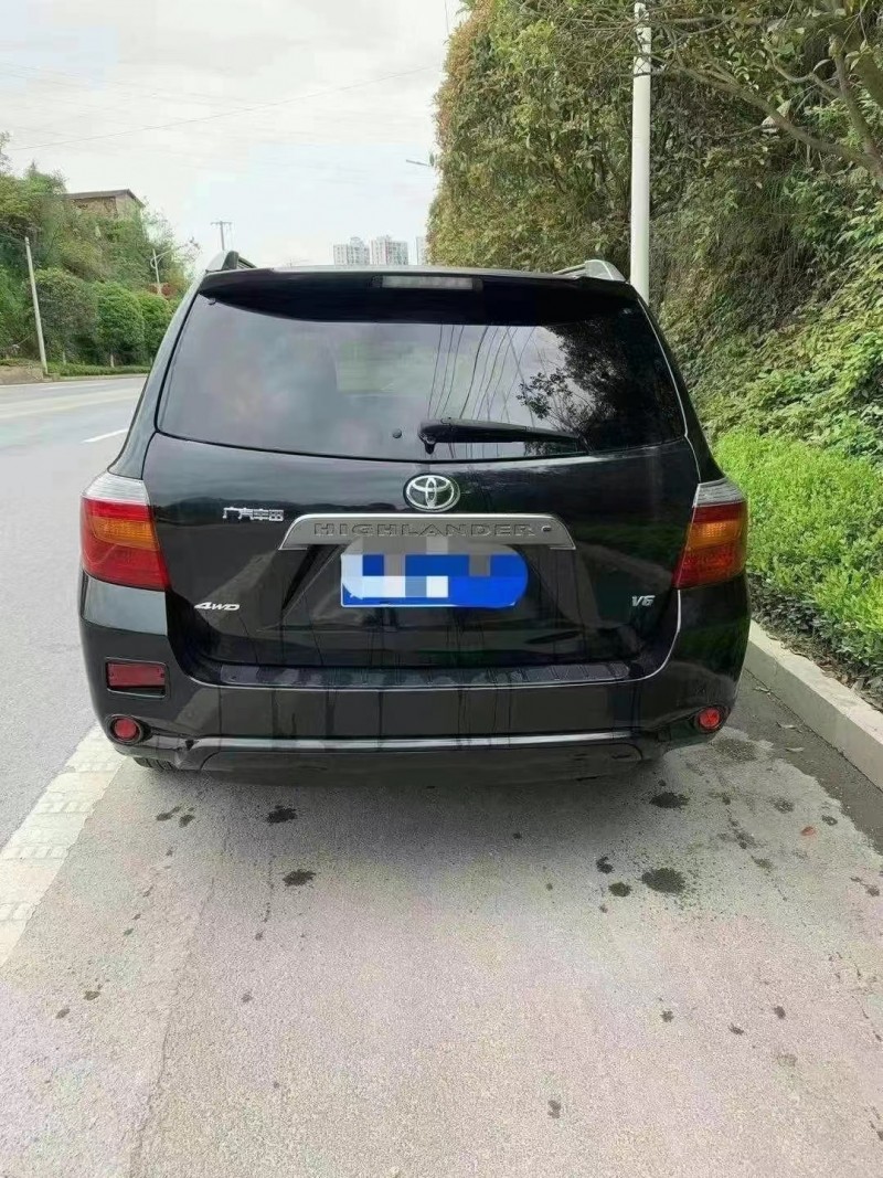 武汉10年丰田汉兰达1