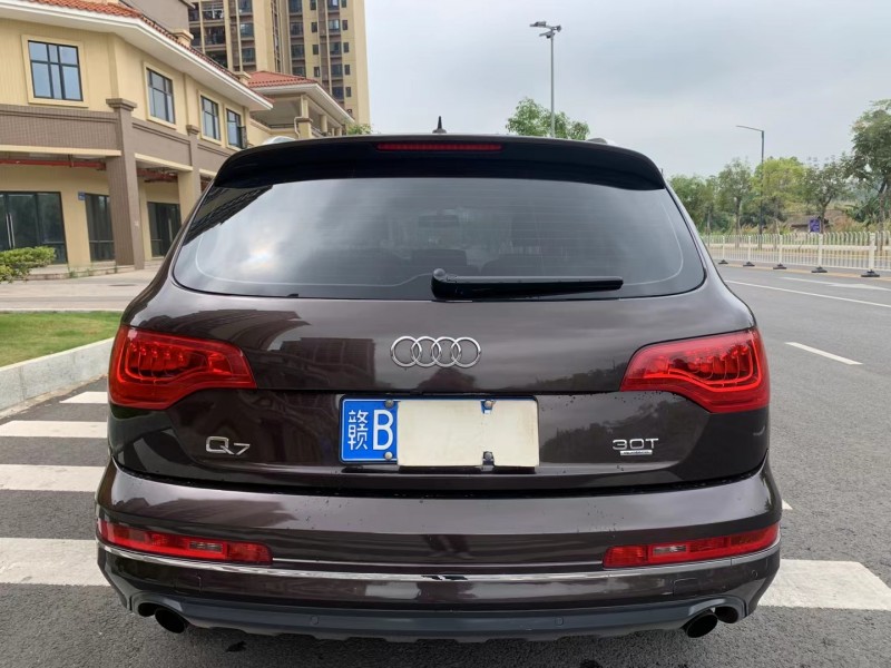 广州12年奥迪Q71