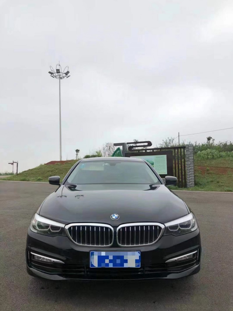 武汉18年宝马5系1