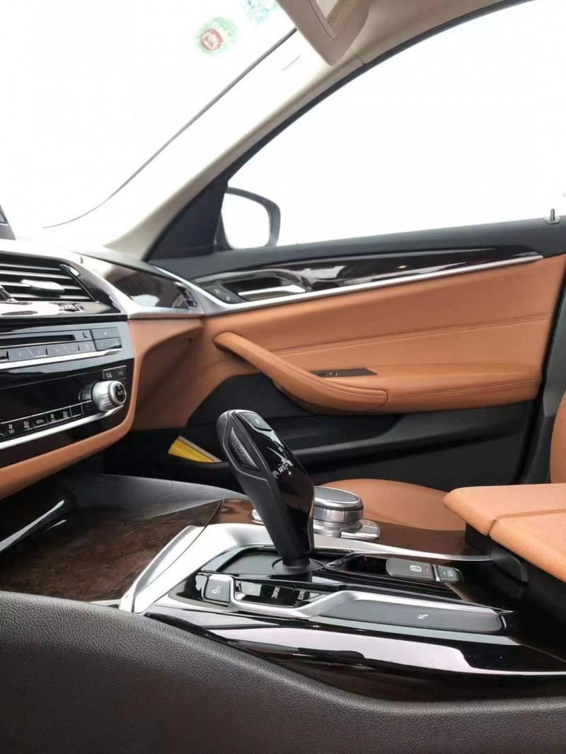 武汉18年宝马5系5