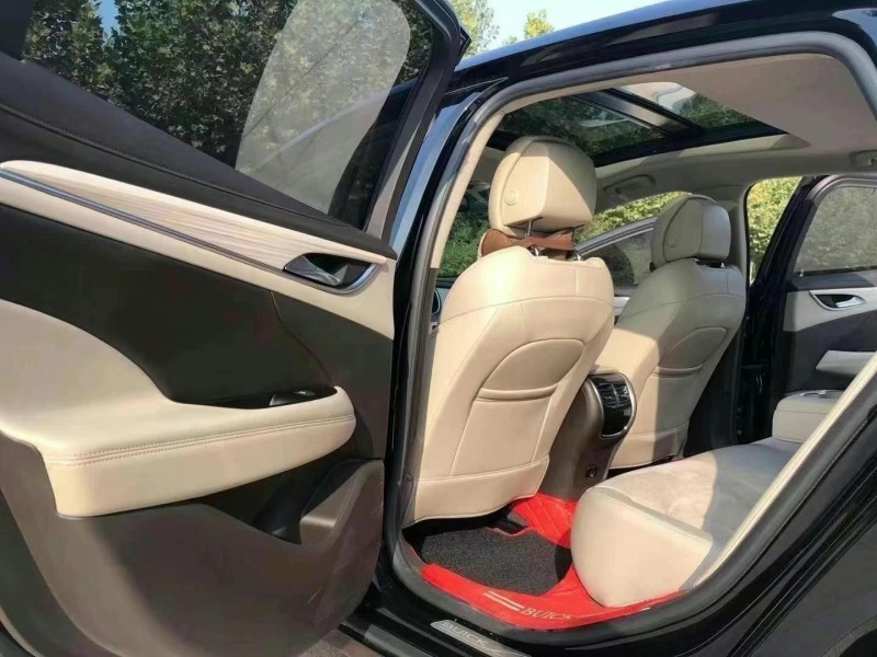 泰州17年别克君越5