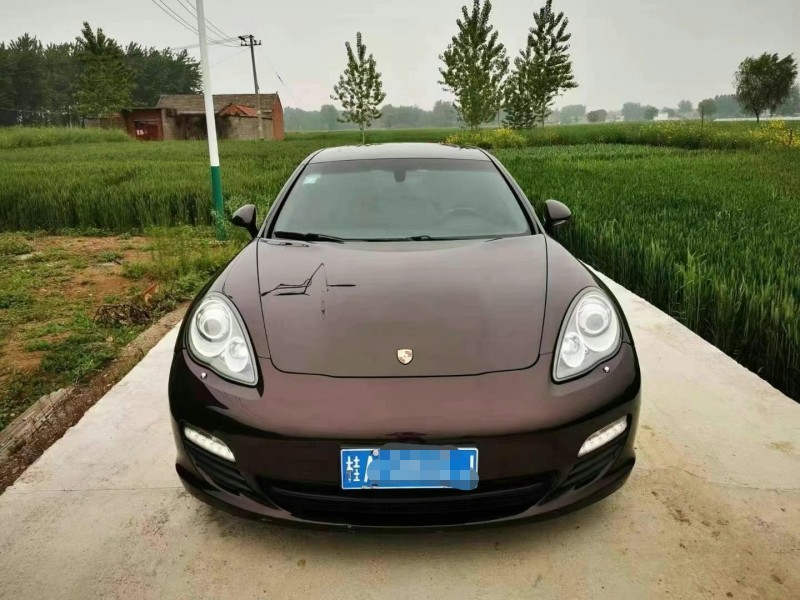 濟南12年保時捷帕拉梅拉9