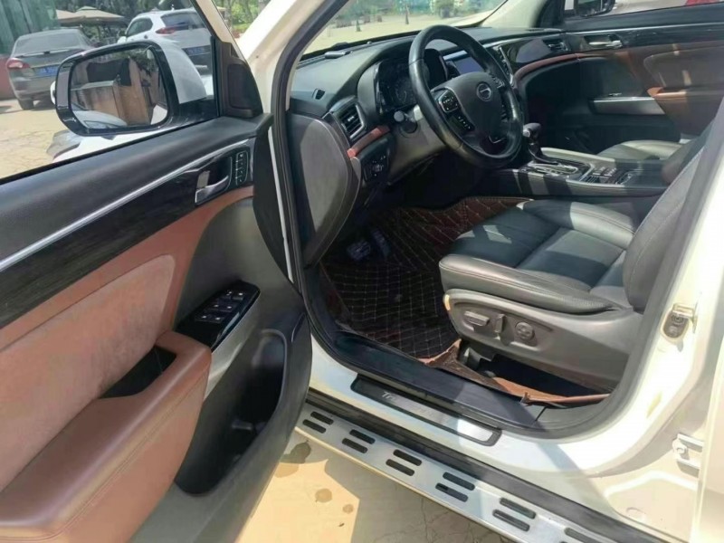 成都17年传祺GS85