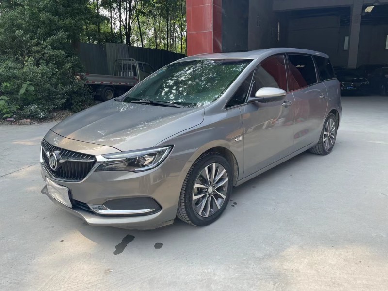 成都18年别克GL66