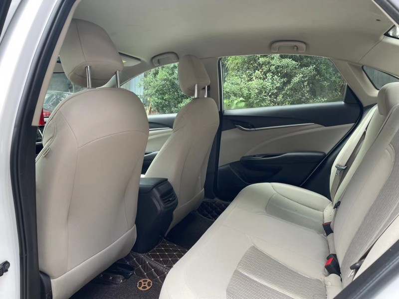 成都19年别克英朗GT4