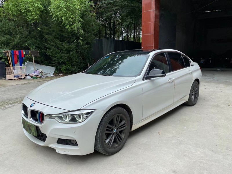 成都16年宝马3系2