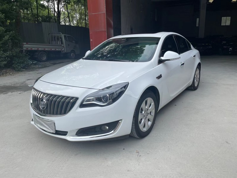 成都17年别克君威2