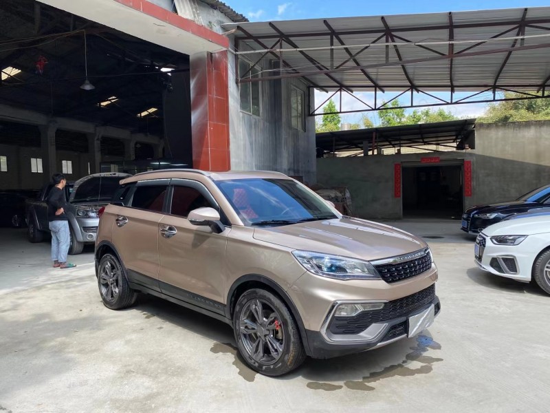 成都17年獵豹汽車CS93