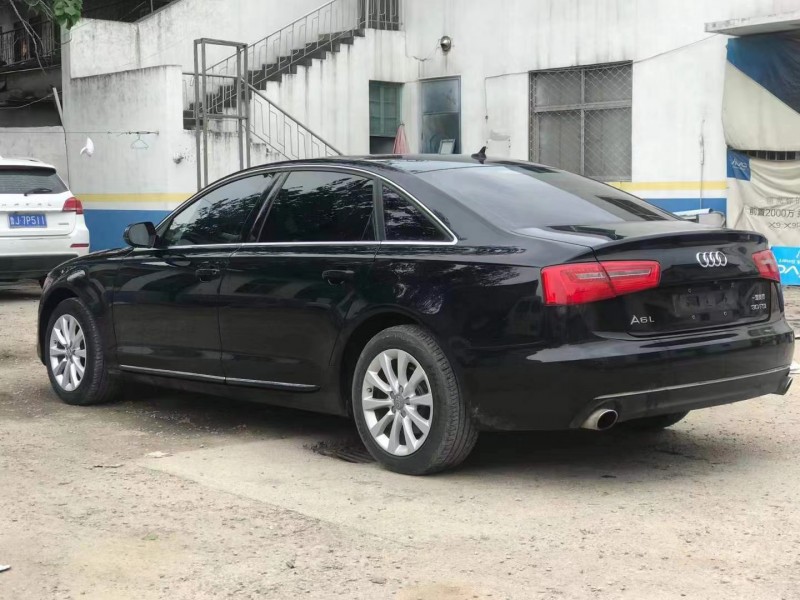 青岛13年奥迪A6L5