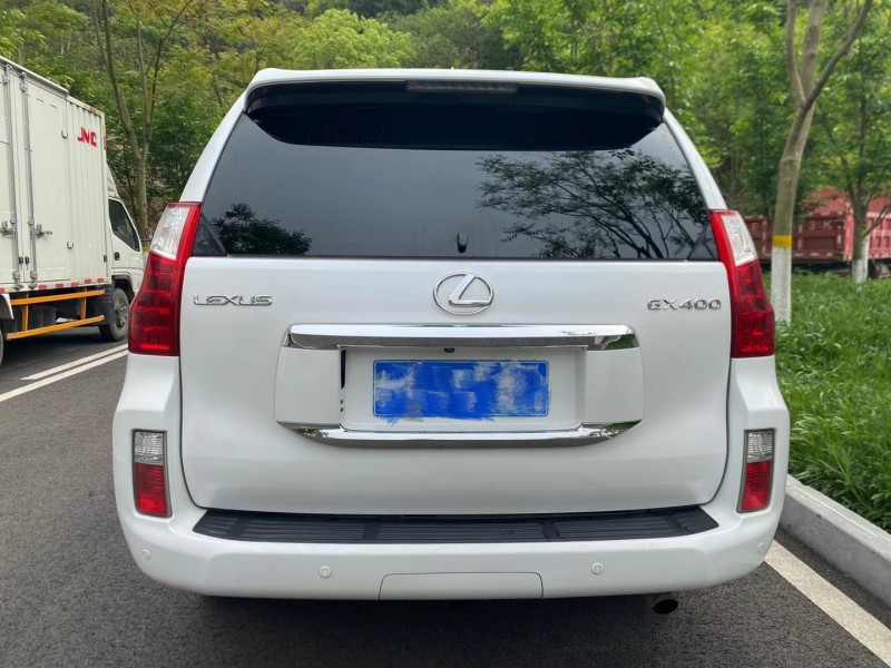 武汉13年雷克萨斯GX3