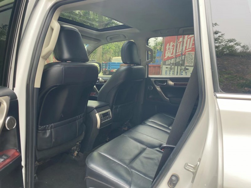 武汉13年雷克萨斯GX6